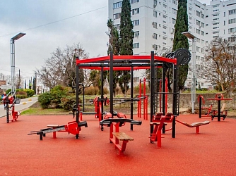 Уличные спортивные площадки в Крыму оснащены оборудование FOREMAN®